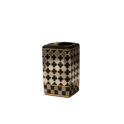 Imperial black bath set, dispenser detail