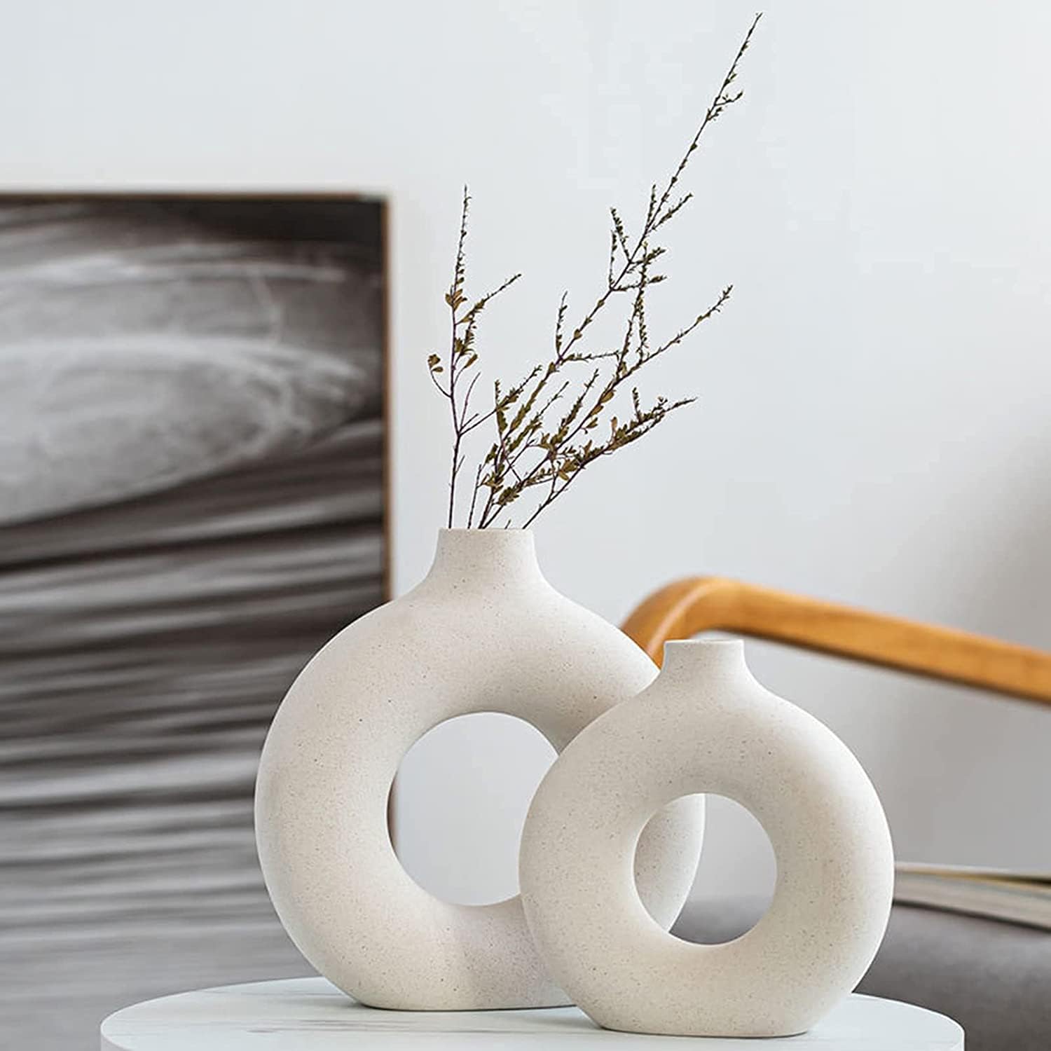 Donut ceramic vases pair, close-up detail